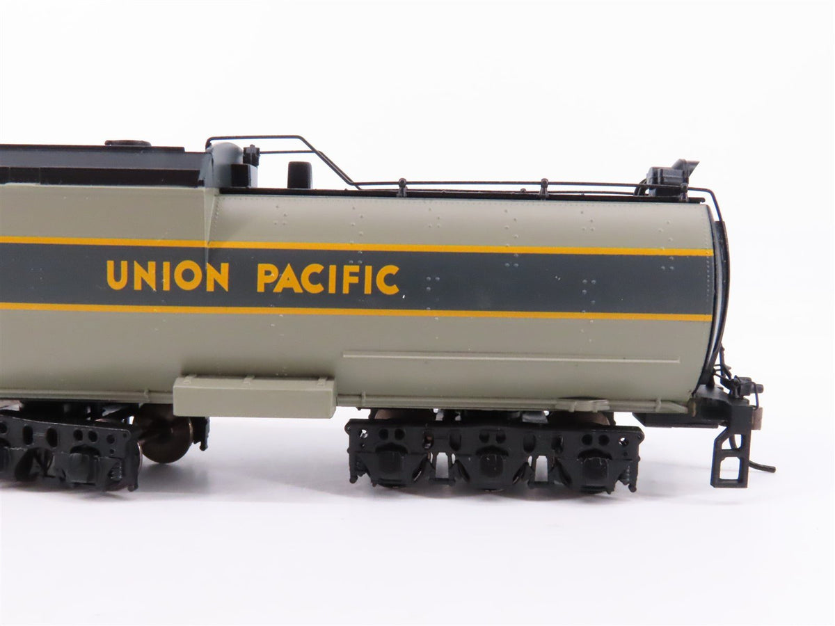 HO Scale Bachmann 53502 UP Union Pacific 4-8-4 Steam #2705 w/ DCC &amp; Sound