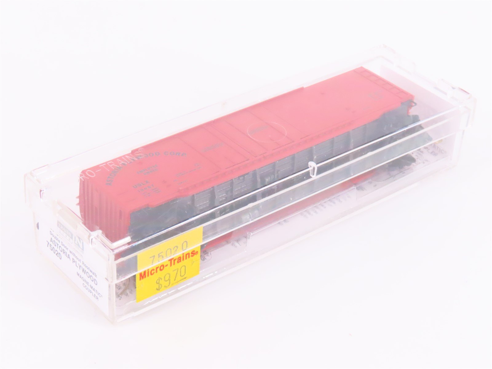 N Scale Micro-Trains MTL 75020 USLX Astoria Plywood 50' Box Car #10067