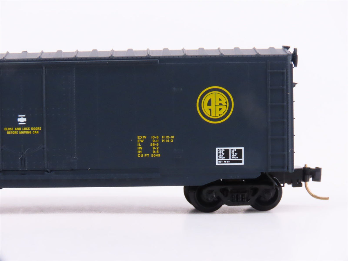 N Scale Micro-Trains MTL 75010 ARR Alaska Railroad 50&#39; Box Car #10812