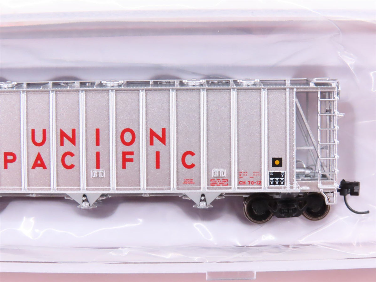 N Scale Atlas 50004031 UP Union Pacific 3500CF Dry-Flo 3-Bay Hopper Car #19209