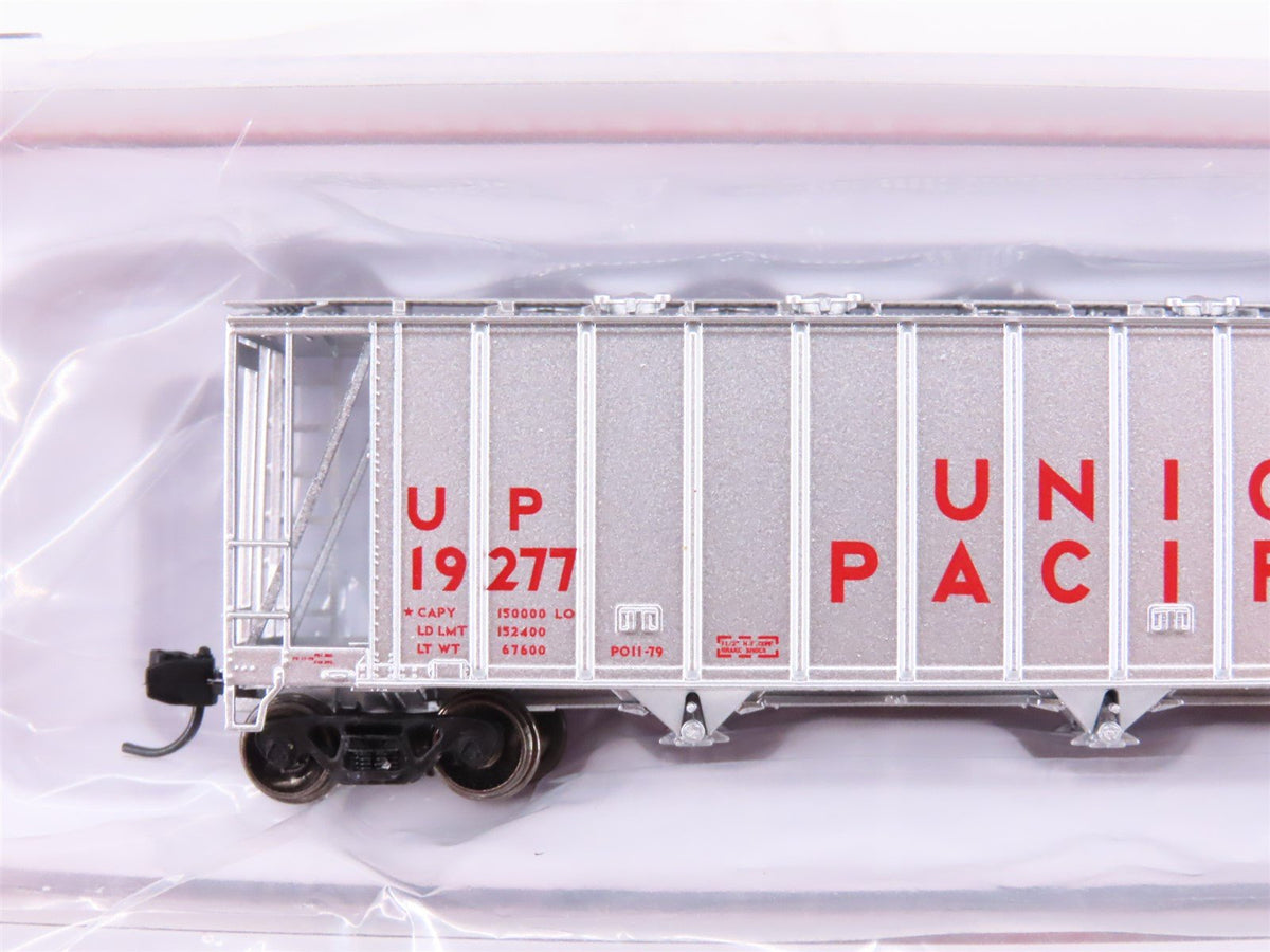 N Scale Atlas 50004033 UP Union Pacific 3500CF Dry-Flo 3-Bay Hopper Car #19277