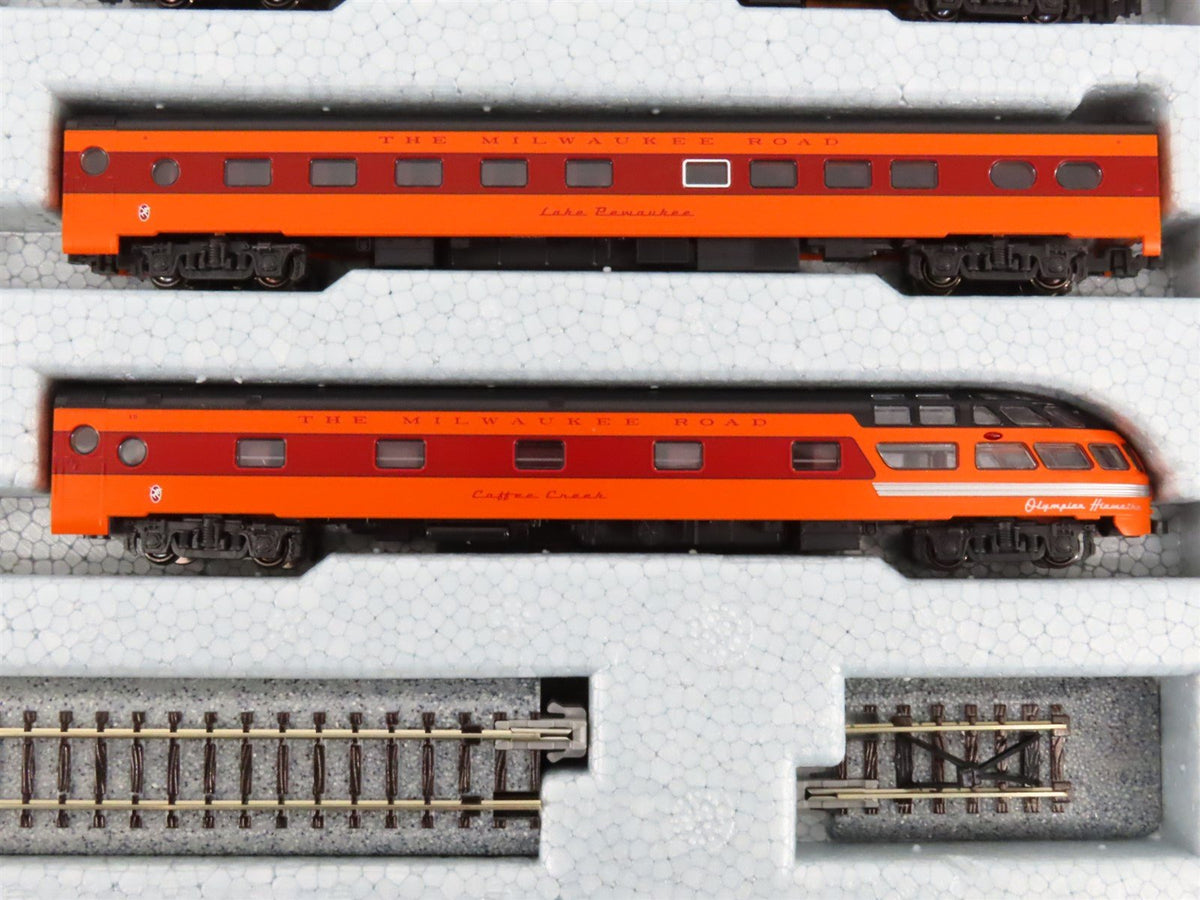 N Scale KATO 106-082 MILW Milwaukee Road &quot;Olympian Hiawatha&quot; Passenger 9-Car Set