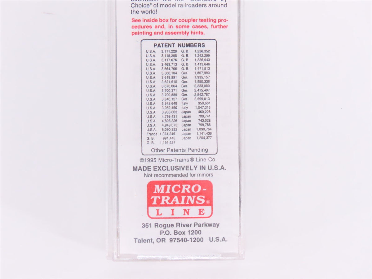 N Scale Micro-Trains MTL 93030 NYC New York Central 3-Bay Covered Hopper #886025