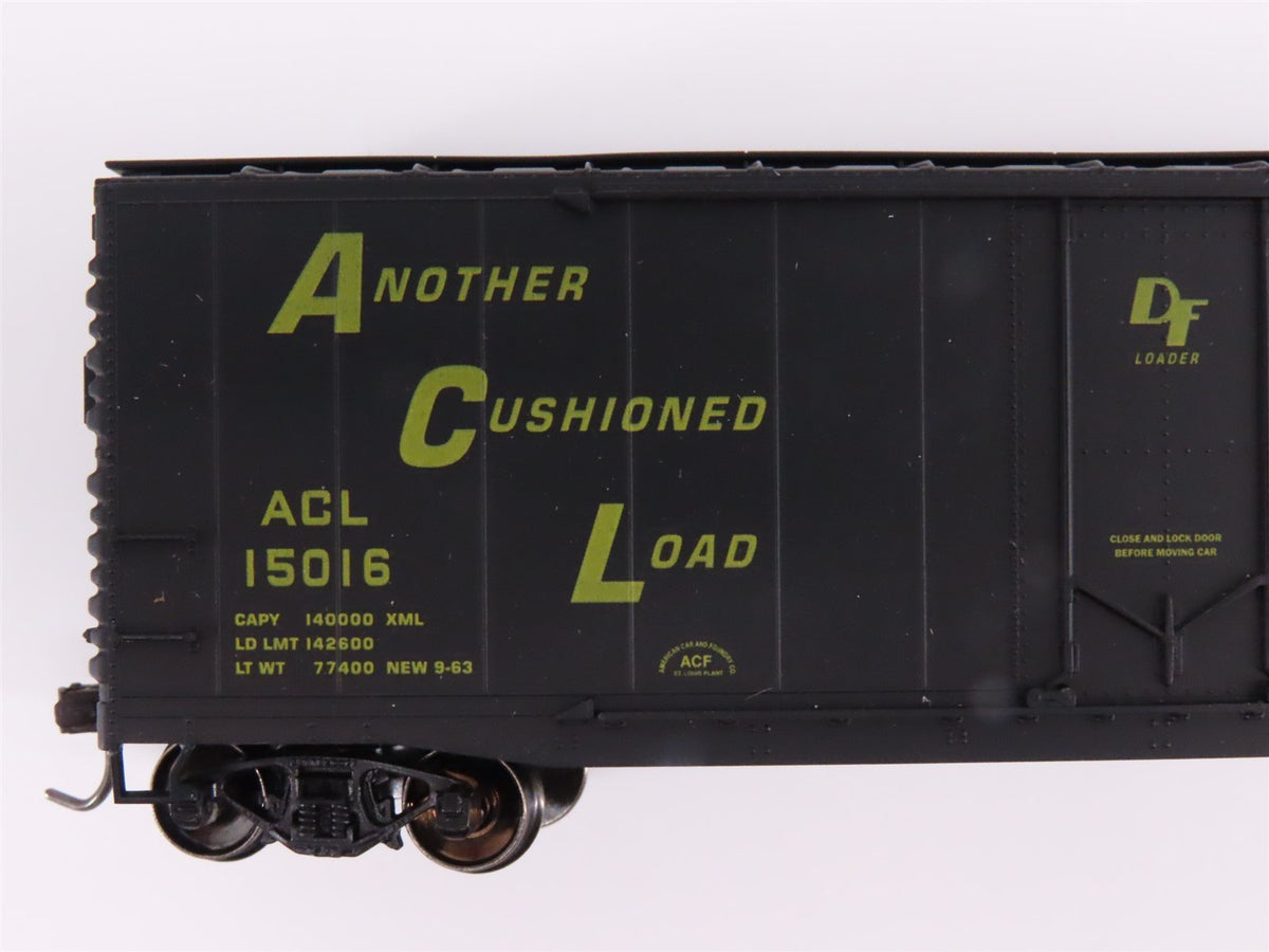 Lot of 7 HO Scale Accurail MILW/VTR/ACL/EJ&amp;E/C&amp;O/RF&amp;P/N&amp;W Boxcars