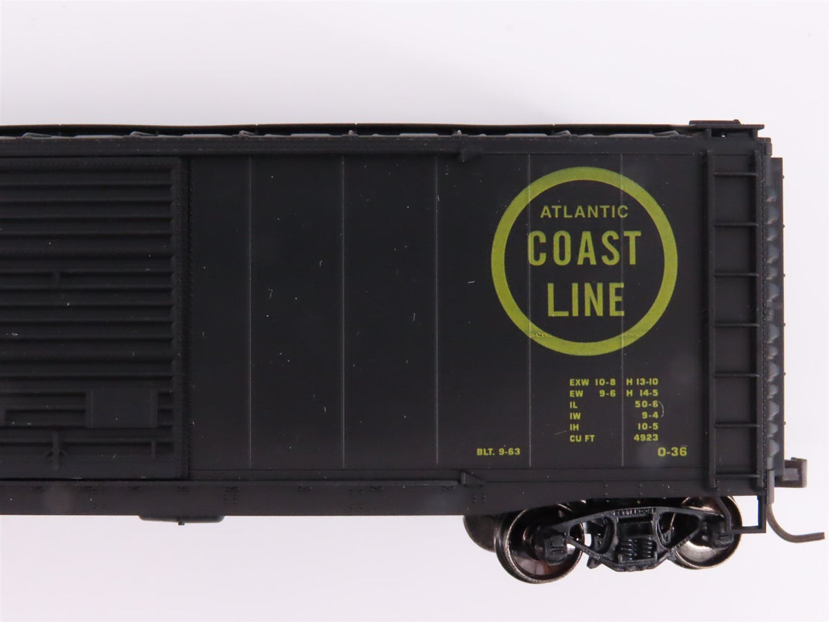 Lot of 7 HO Scale Accurail MILW/VTR/ACL/EJ&amp;E/C&amp;O/RF&amp;P/N&amp;W Boxcars