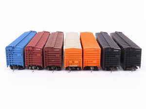 Lot of 7 HO Scale Accurail MILW/VTR/ACL/EJ&E/C&O/RF&P/N&W Boxcars