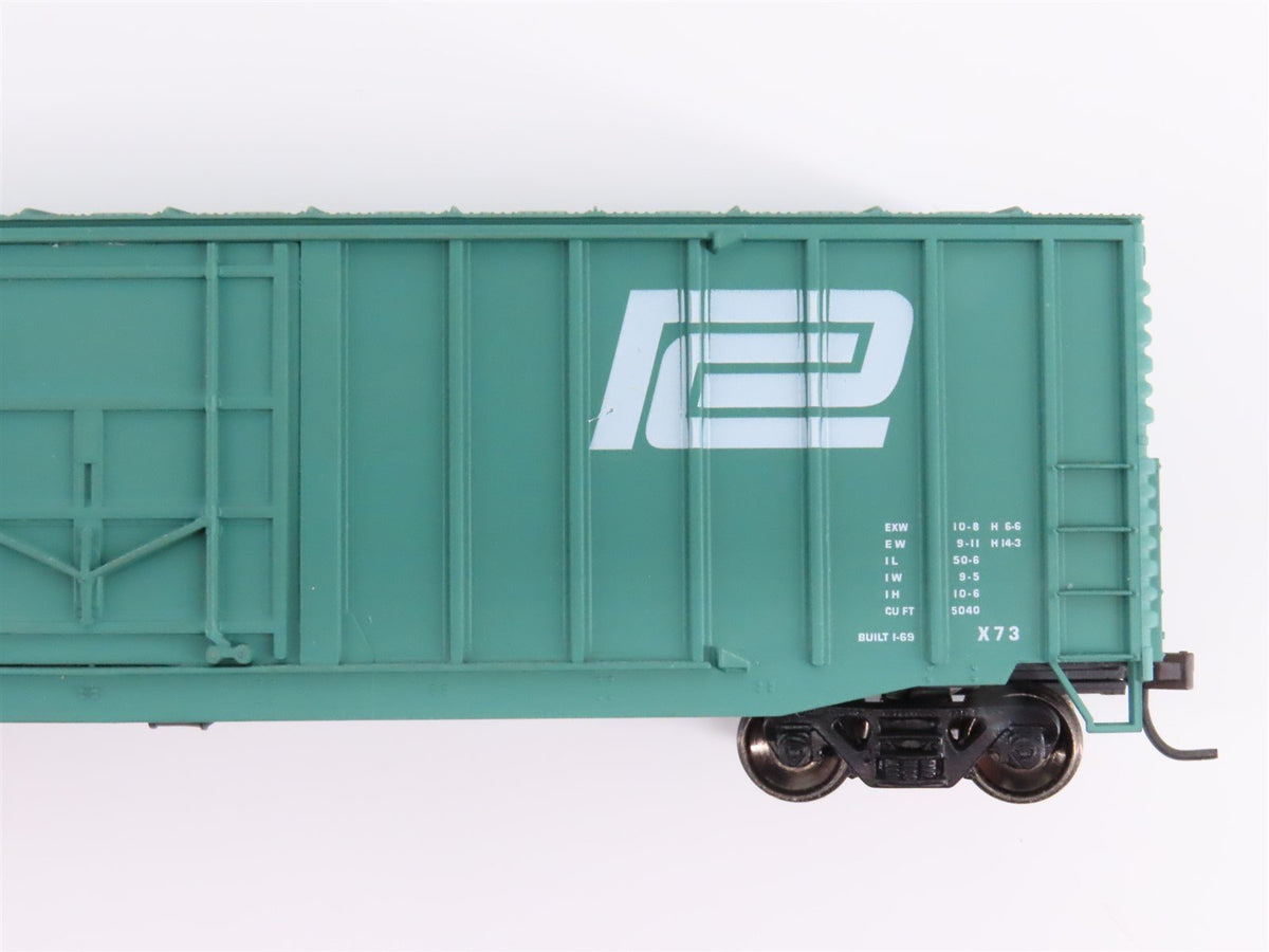 Lot of 7 HO Scale Accurail IC/CP/UP/TPW/N&amp;W/L&amp;N/PC Boxcars