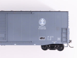 Lot of 7 HO Scale Accurail IC/CP/UP/TPW/N&W/L&N/PC Boxcars