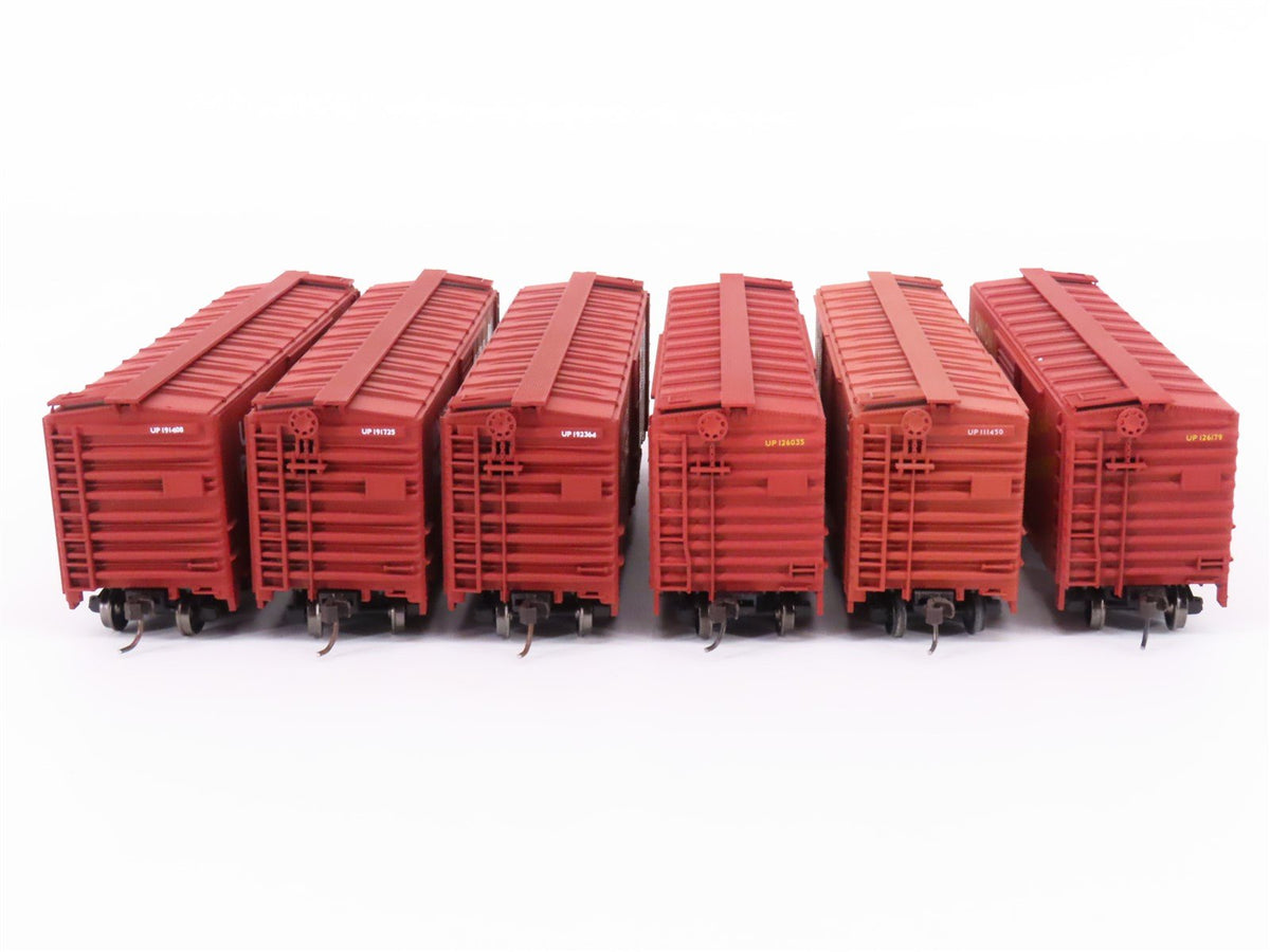 Lot of 11 HO Scale Accurail &amp; Unbranded UP Union Pacific Boxcars &amp; Gondola Cars