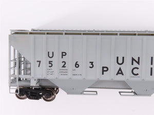 Lot of 9 HO Scale Accurail & Unbranded UP Union Pacific Boxcars & Hopper Cars