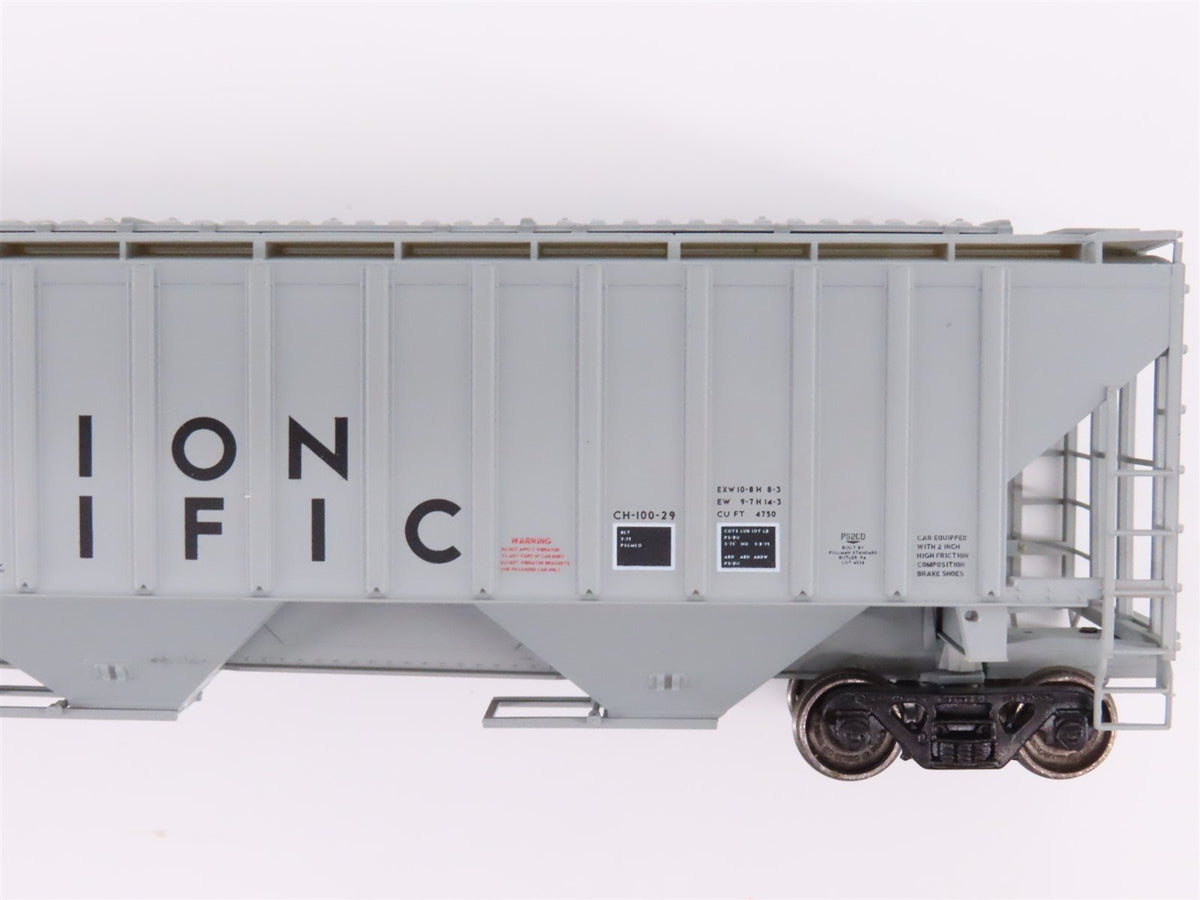 Lot of 9 HO Scale Accurail &amp; Unbranded UP Union Pacific Boxcars &amp; Hopper Cars