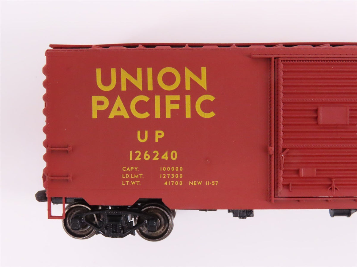 Lot of 9 HO Scale Accurail &amp; Unbranded UP Union Pacific Boxcars &amp; Hopper Cars