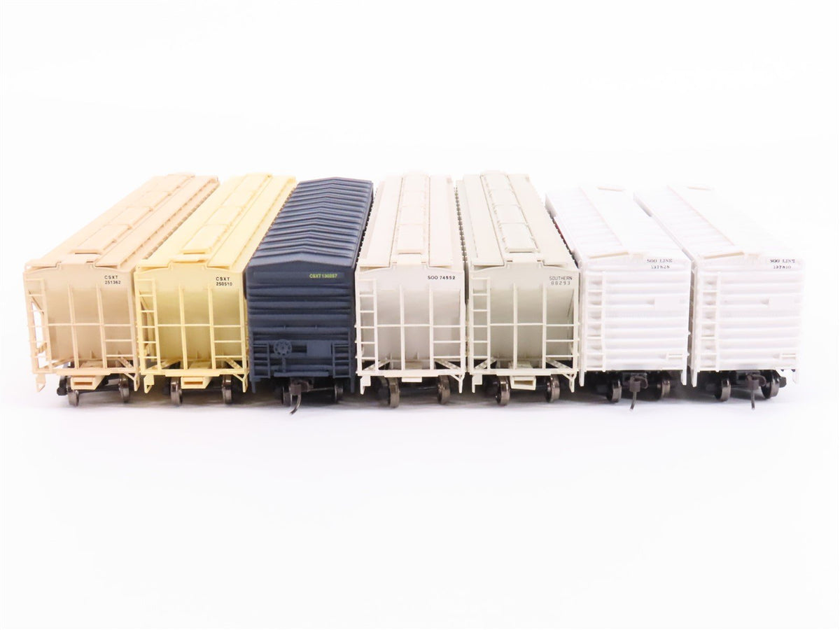 Lot of 7 HO Scale Accurail &amp; Unbranded SOO/CSXT Boxcars &amp; Hopper Cars