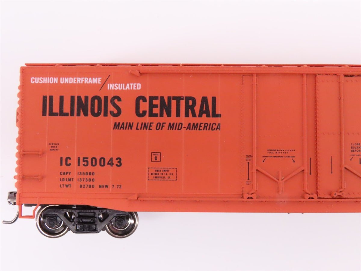 Lot of 8 HO Scale Accurail &amp; Unbranded CRDX/MILW/CP/NP/IC/RBWX Boxcars