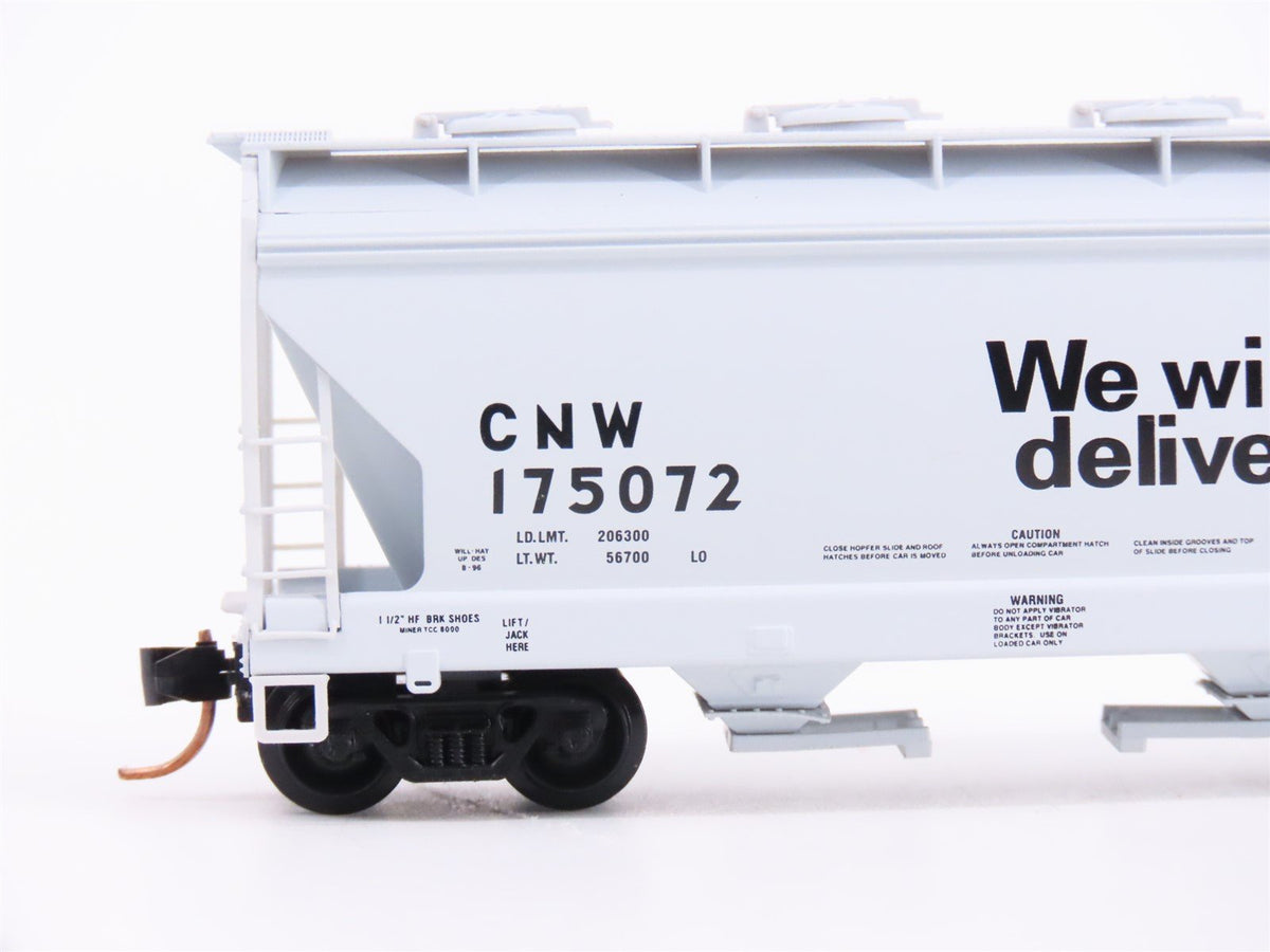 N Scale Micro-Trains MTL 92130 UP CNW Chicago Northwestern 2-Bay Hopper #175072