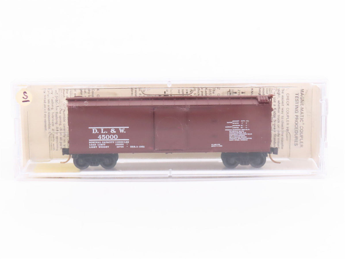 N Scale Kadee Micro-Trains MTL 39070 DL&amp;W Lackawanna Railroad 40&#39; Box Car #45000