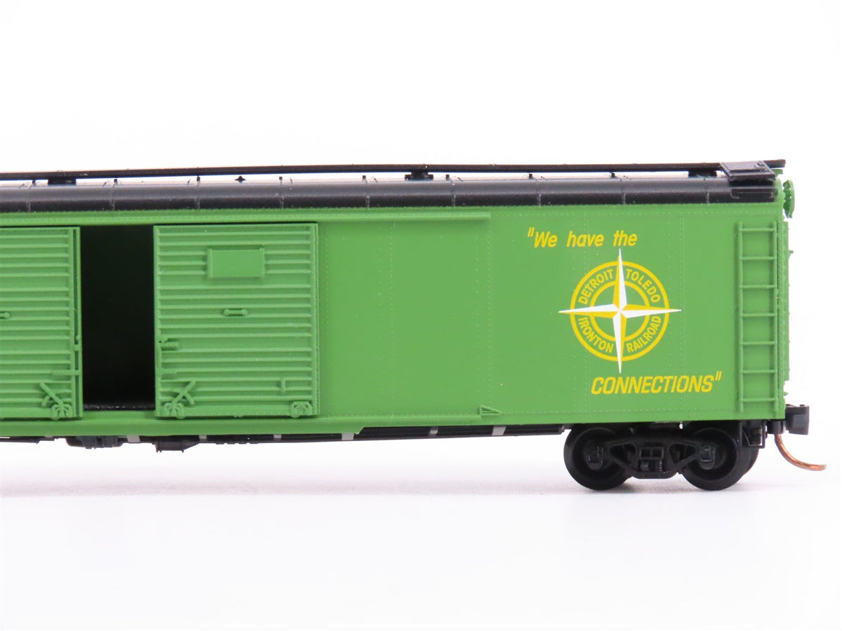 N Scale Micro-Trains MTL 79040 DTI Detroit Toledo &amp; Ironton 50&#39; Box Car #717