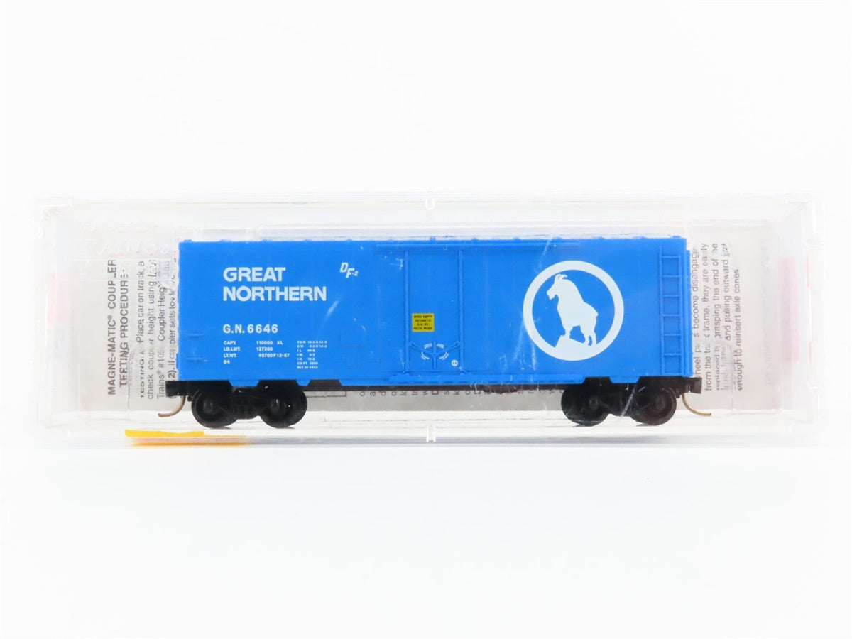 N Micro-Trains MTL 74030 GN Great Northern &quot;Big Sky Blue&quot; 40&#39; Box Car #6646