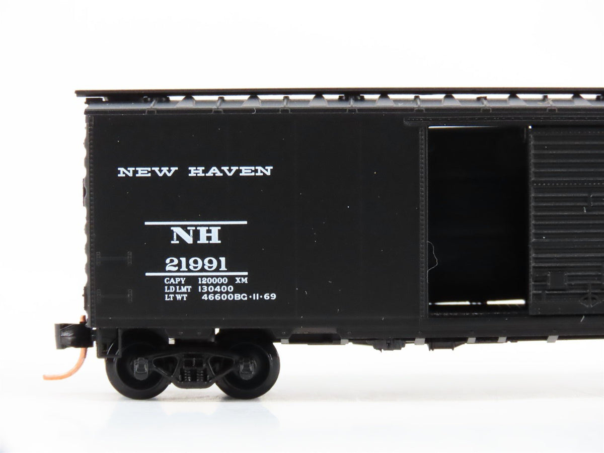 N Scale Micro-Trains MTL 20686 NH New Haven 40&#39; Single Door Box Car #21991