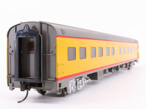 HO Walthers 932-9611 UP Union Pacific 10-6 Sleeper Passenger Car 