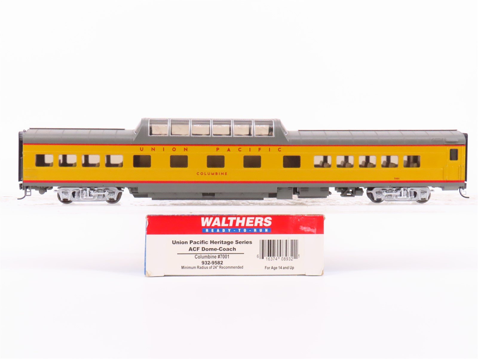 HO Scale Walthers 932-9582 UP Union Pacific Dome-Coach Passenger Car "Columbus"