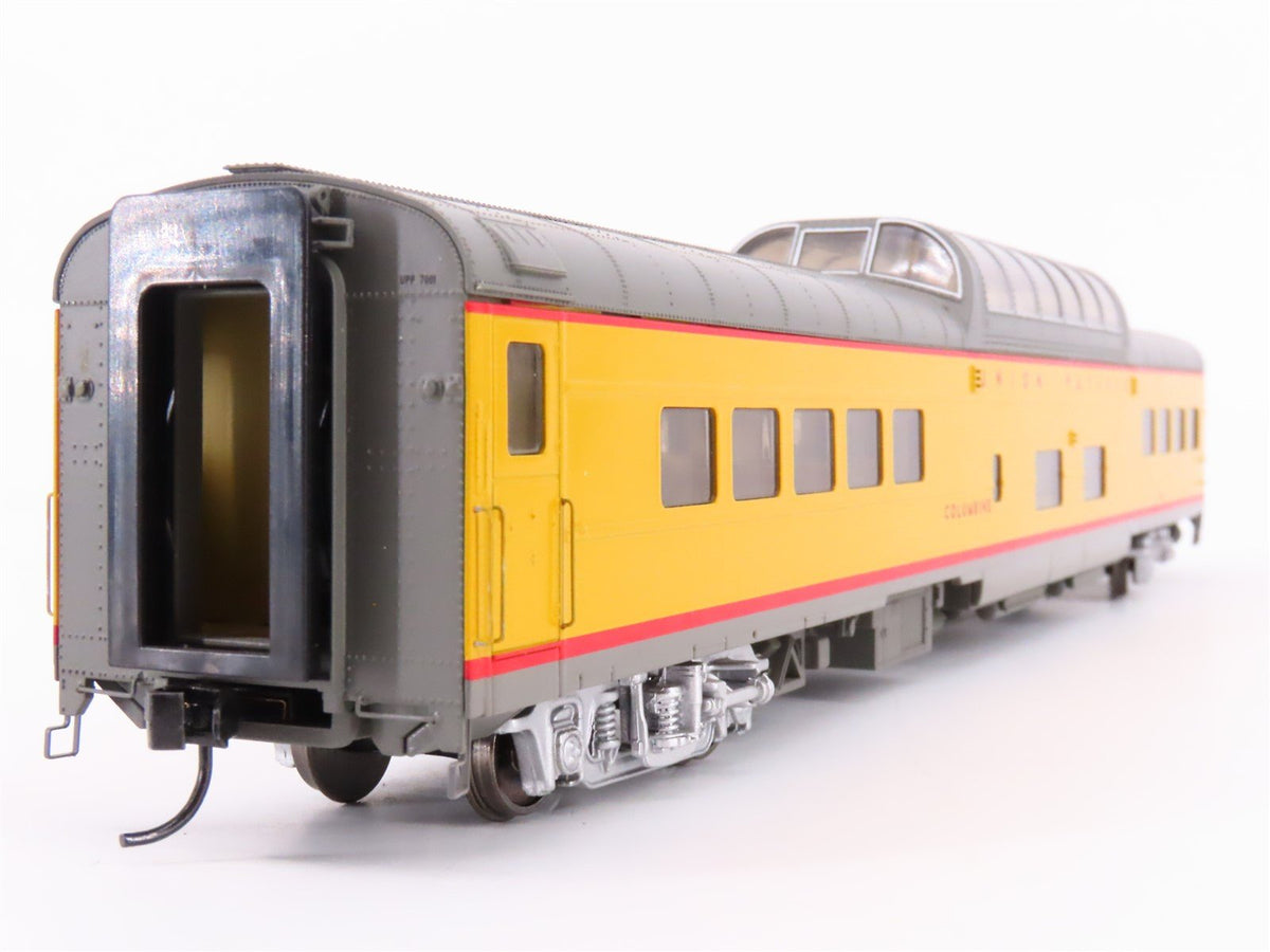 HO Scale Walthers 932-9582 UP Union Pacific Dome-Coach Passenger Car &quot;Columbus&quot;