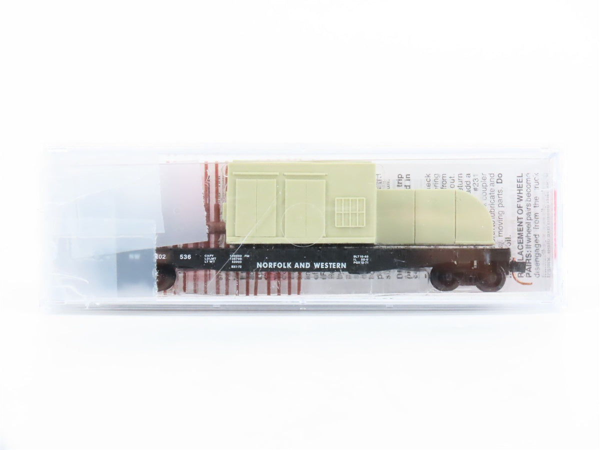 N Micro-Trains MTL 04500020 N&amp;W 50&#39; Flat Car #202536 w/ Industrial AC Unit Load