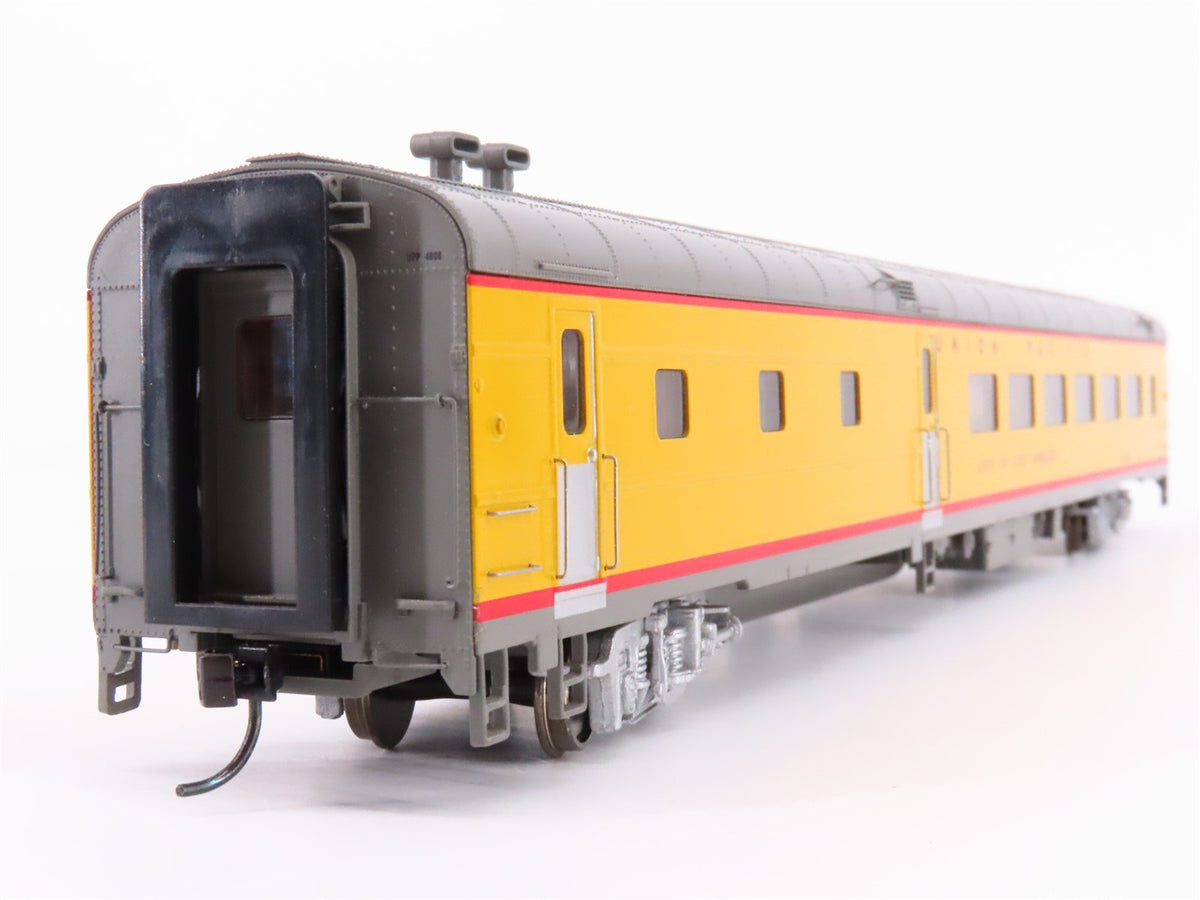 HO Scale Walthers 932-9542 UP Union Pacific Diner Passenger Car &quot;City of LA&quot;