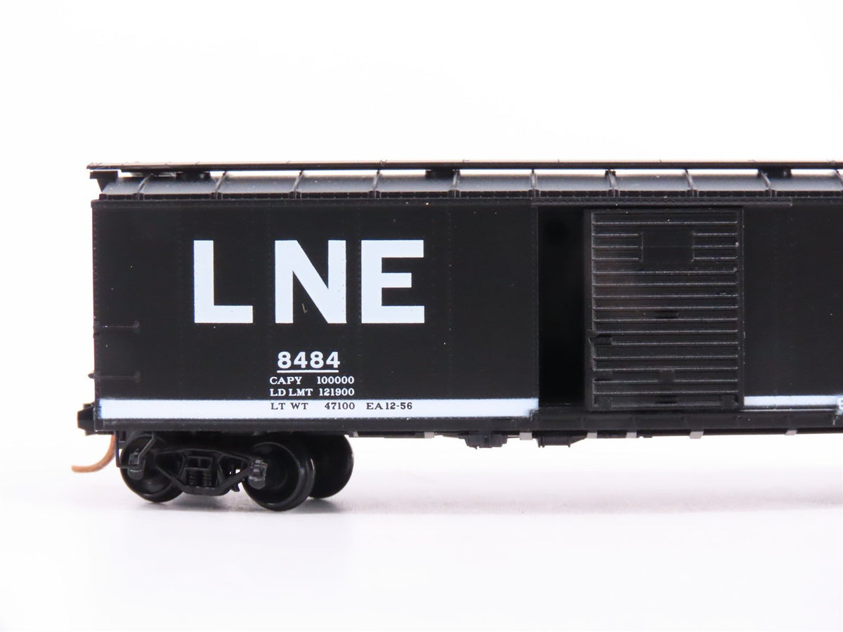 N Scale Micro-Trains Line MTL 120030 LNE Lehigh New England 40&#39; Box Car #8484