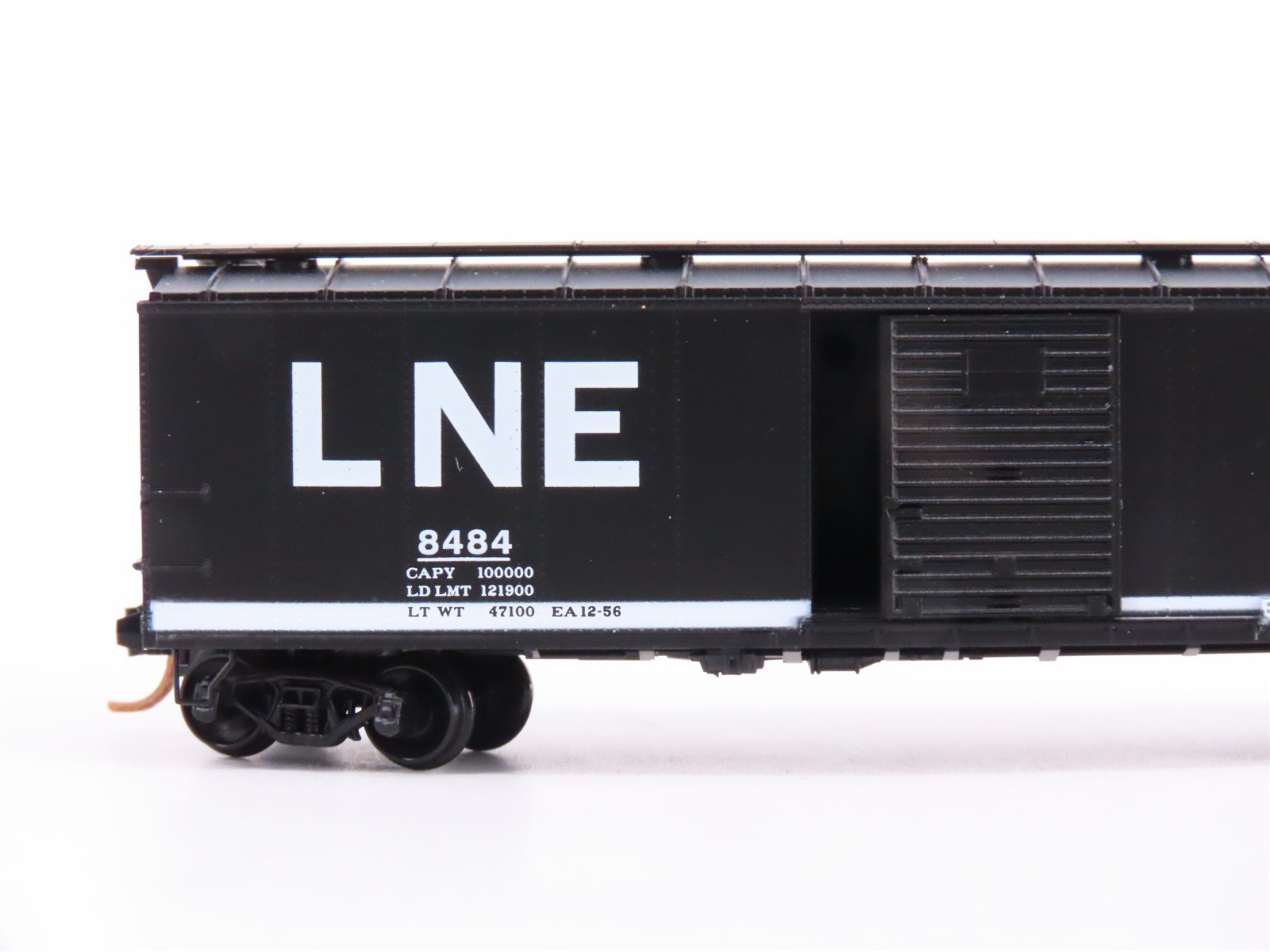 N Scale Micro-Trains Line MTL 120030 LNE Lehigh New England 40' Box Car #8484