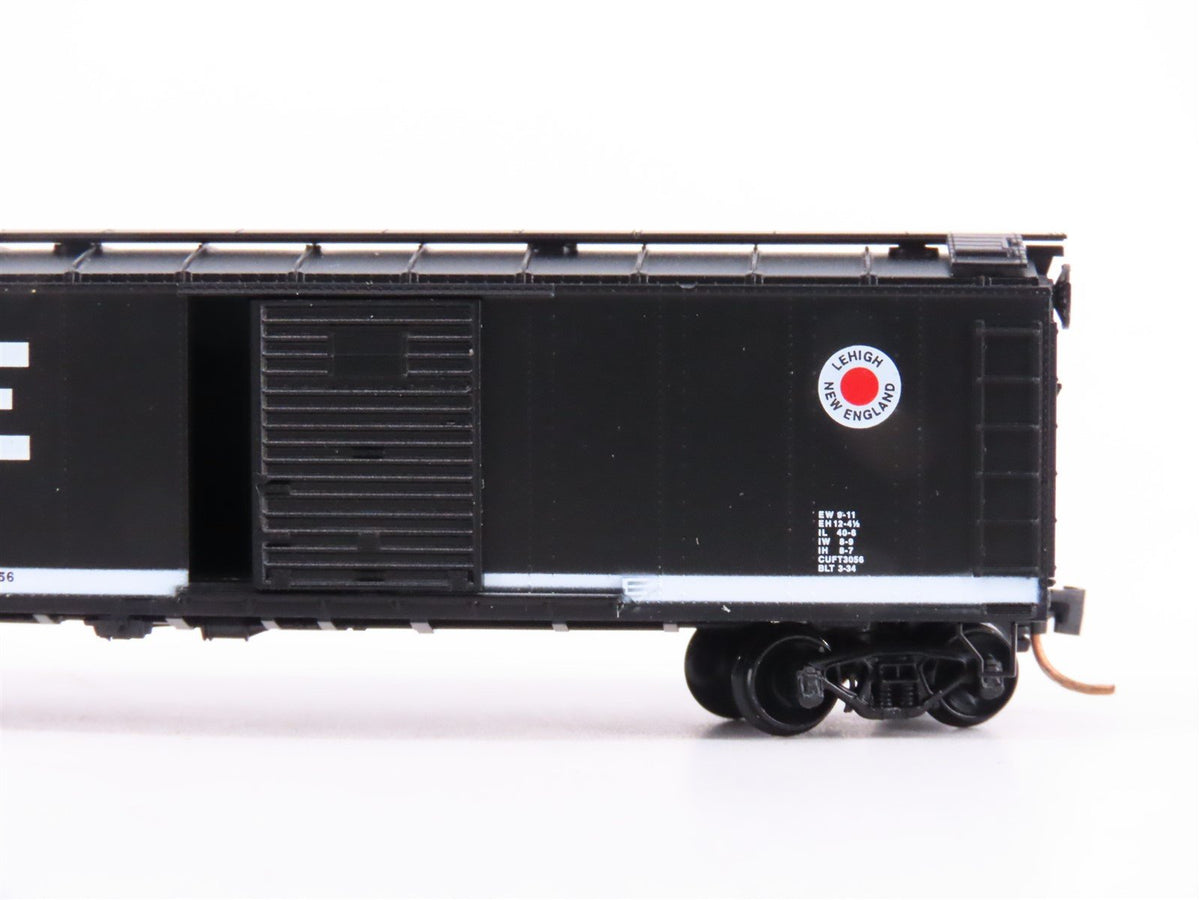 N Scale Micro-Trains Line MTL 120030 LNE Lehigh New England 40&#39; Box Car #8484
