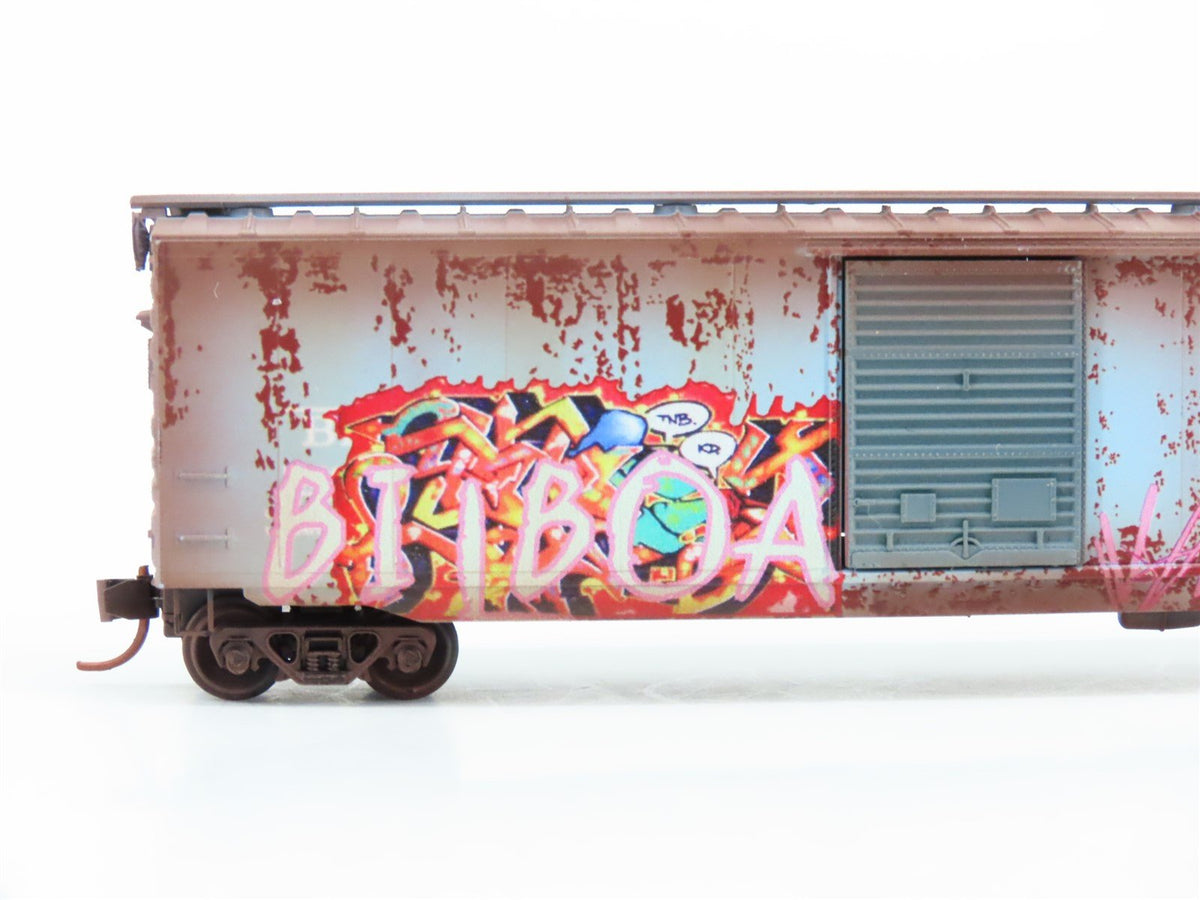 N Micro-Trains MTL 03144440 B&amp;M Boston &amp; Maine 50&#39; Box Car #77930 w/ Graffiti