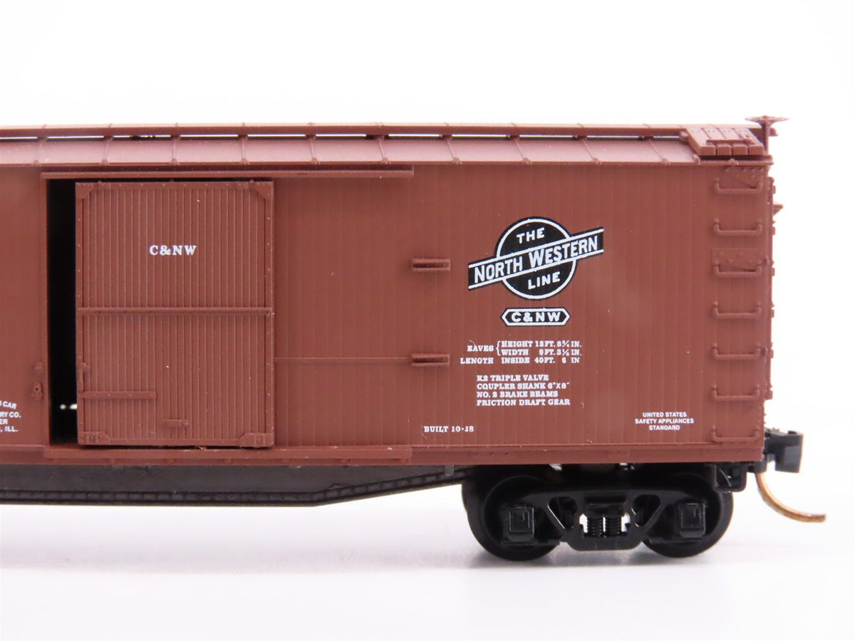 N Scale Micro-Trains Line MTL 39160 CNW Chicago North Western 40&#39; Box Car 142200