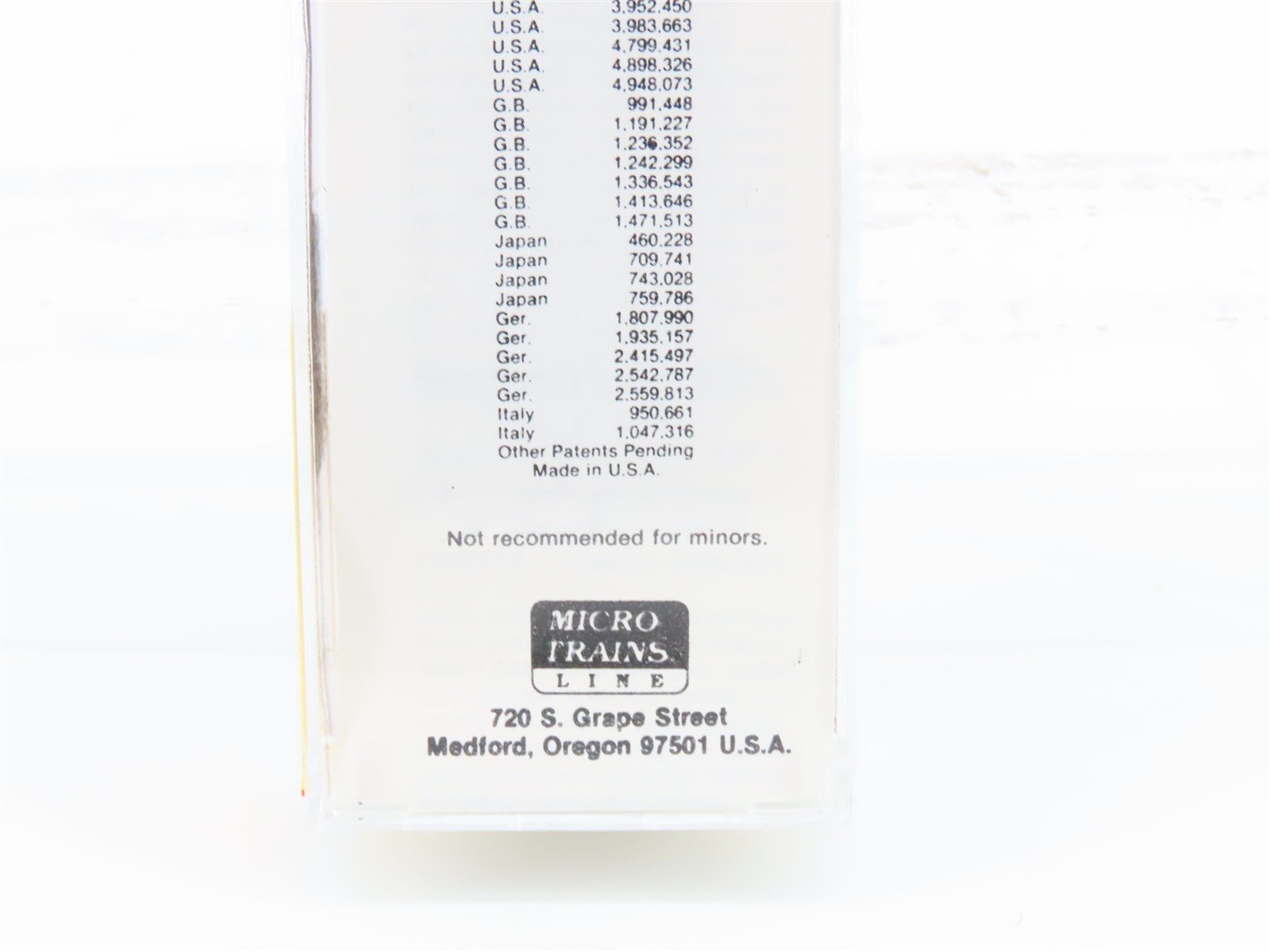 N Scale Micro-Trains MTL 39010 UP Union Pacific Streamliners 40' Box Car #42233