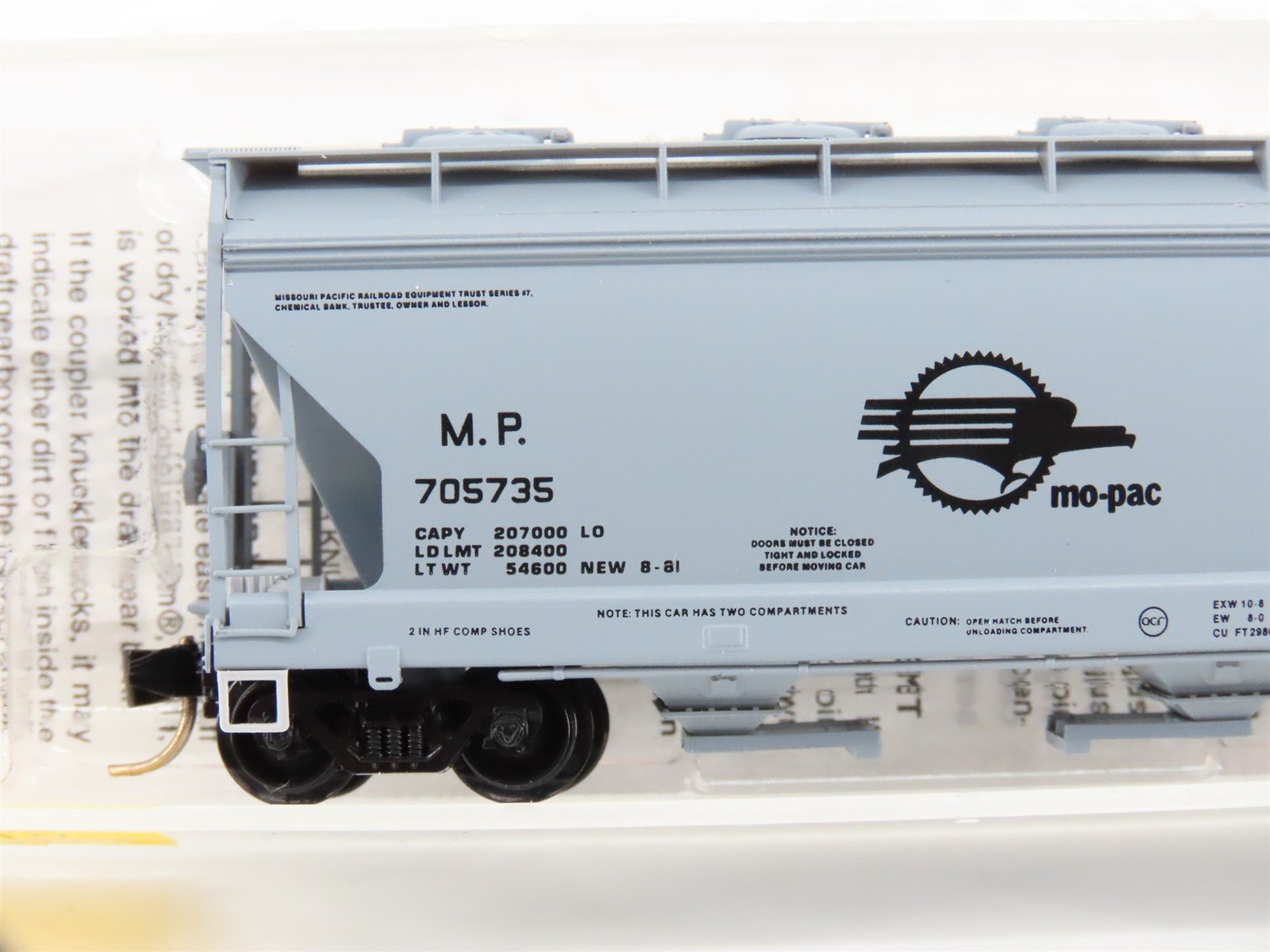 N Scale Micro-Trains MTL 92030 MP Missouri Pacific Mo-Pac 2-Bay Hopper #705735