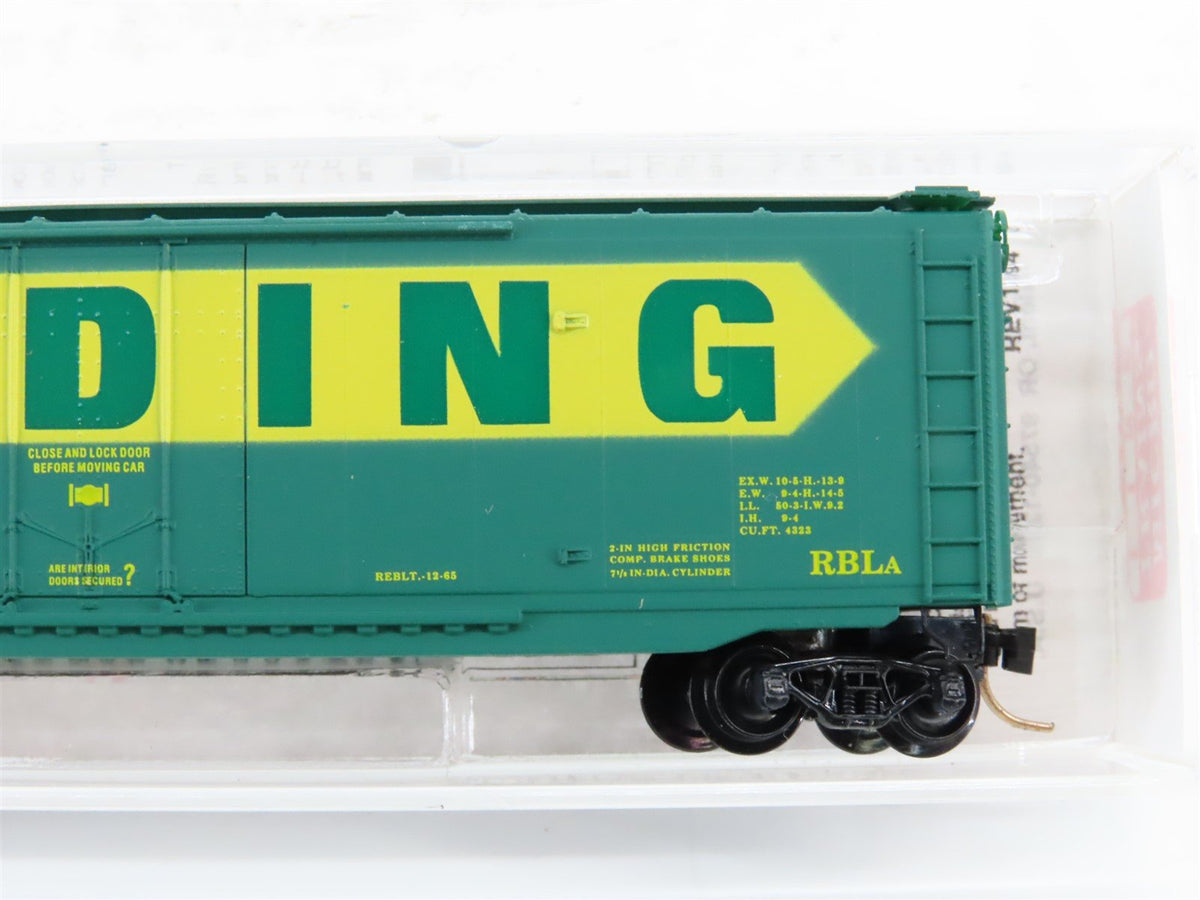 N Scale Micro-Trains MTL 32320 RDG Reading Railroad 50&#39; Plug Door Box Car #17059