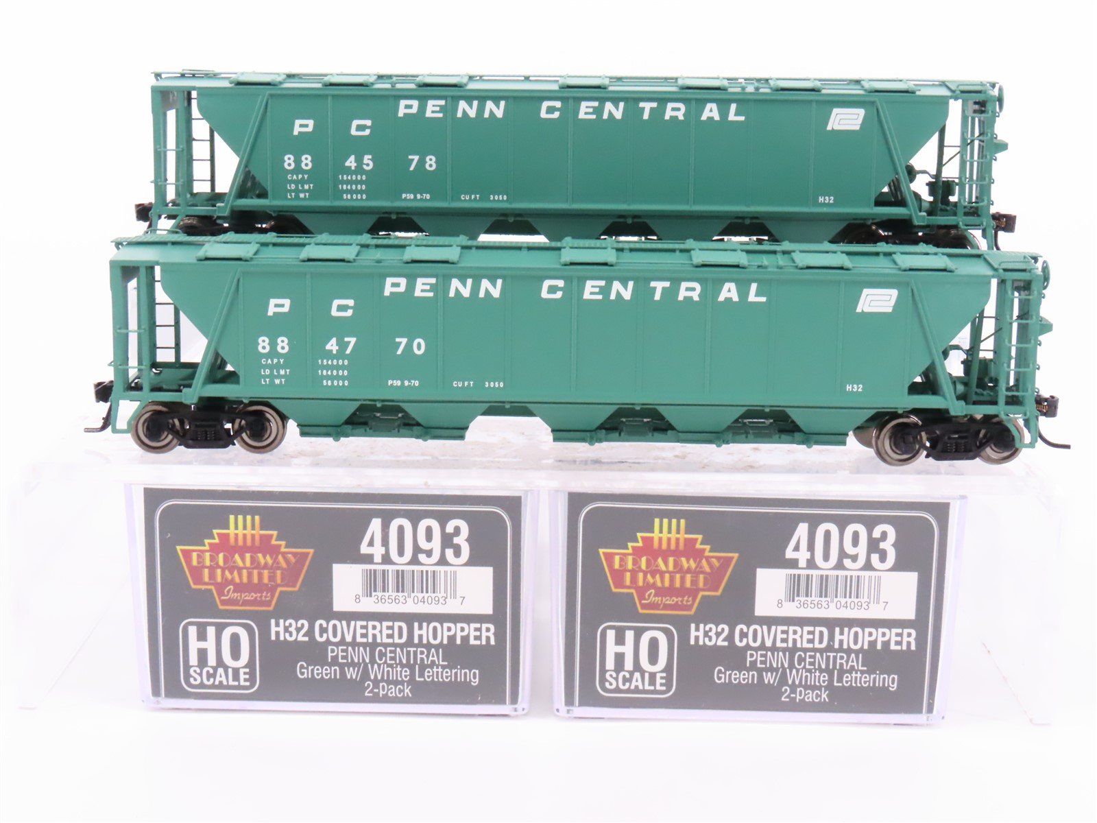 HO Broadway Limited BLI 4093 PC Penn Central H32 5-Bay Covered Hopper 2-Pack