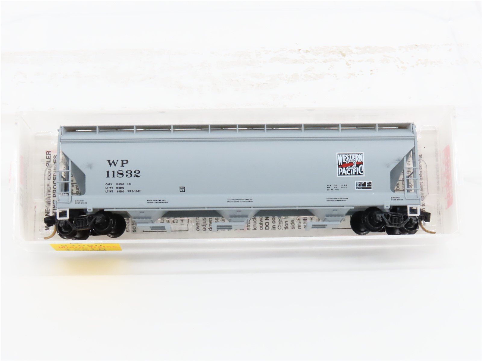 N Scale Micro-Trains Line MTL 93050 WP Feather River Route 3-Bay Hopper #11832