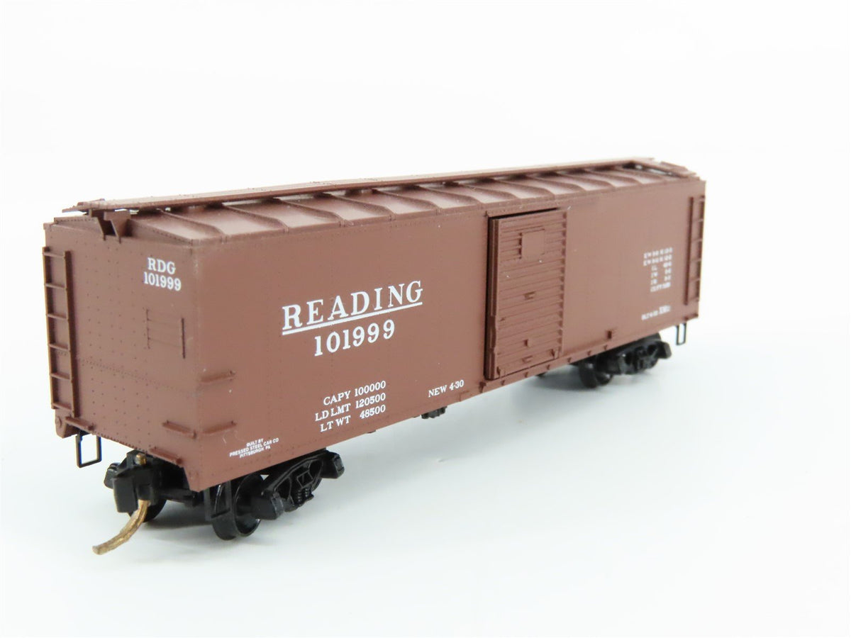 N Scale Micro-Trains Line MTL 120010 RDG Reading 40&#39; Single Door Box Car #101999