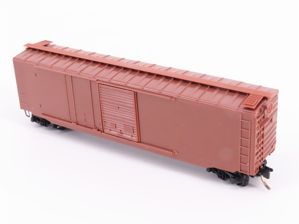 N Scale Micro-Trains MTL Undecorated Brown 50&#39; Plug &amp; Sliding Door Box Car