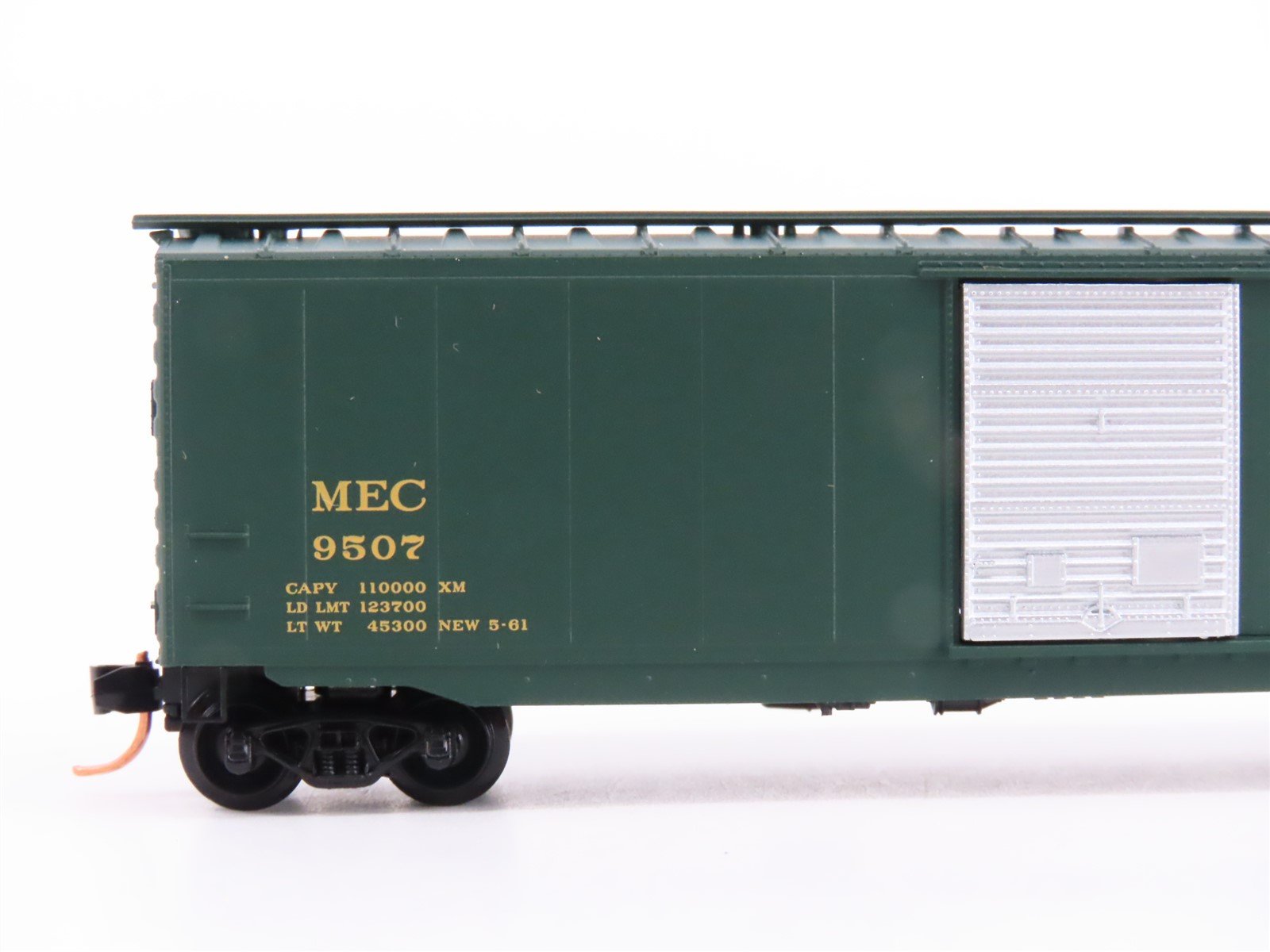 N Micro-Trains MTL 31330 MEC Maine Central Pine Tree Route 50' Box Car #9507