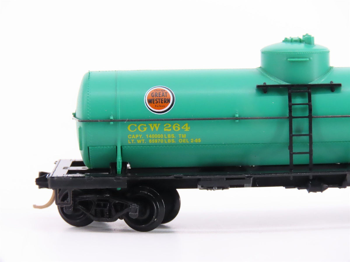 N Scale Micro-Trains MTL 65310 CGW Chicago Great Western 39&#39; Tank Car #264