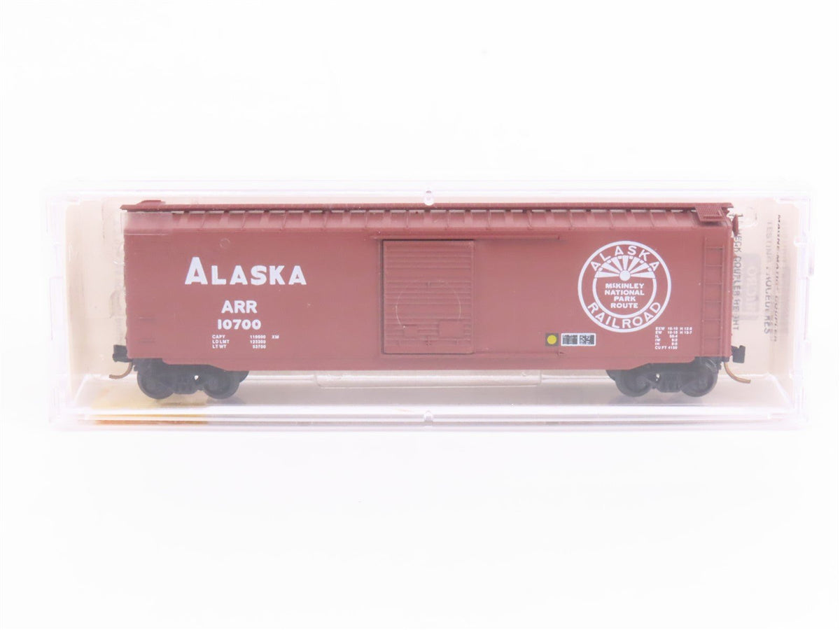 N Micro-Trains MTL 31220 ARR McKinley National Park Route 50&#39; Box Car #10700