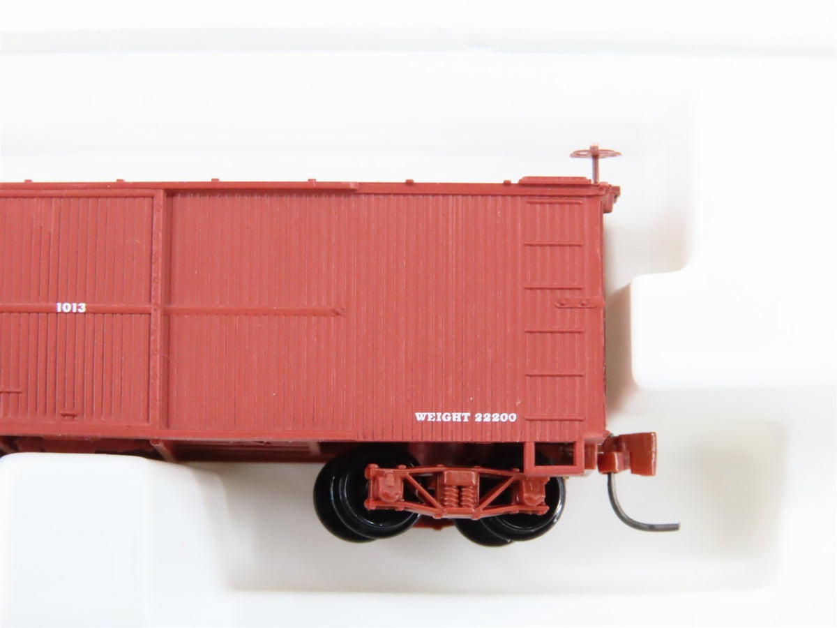 Nn3 Scale Micro-Trains MTL 15109 V&amp;T Virginia &amp; Truckee 30&#39; Box Car #1013