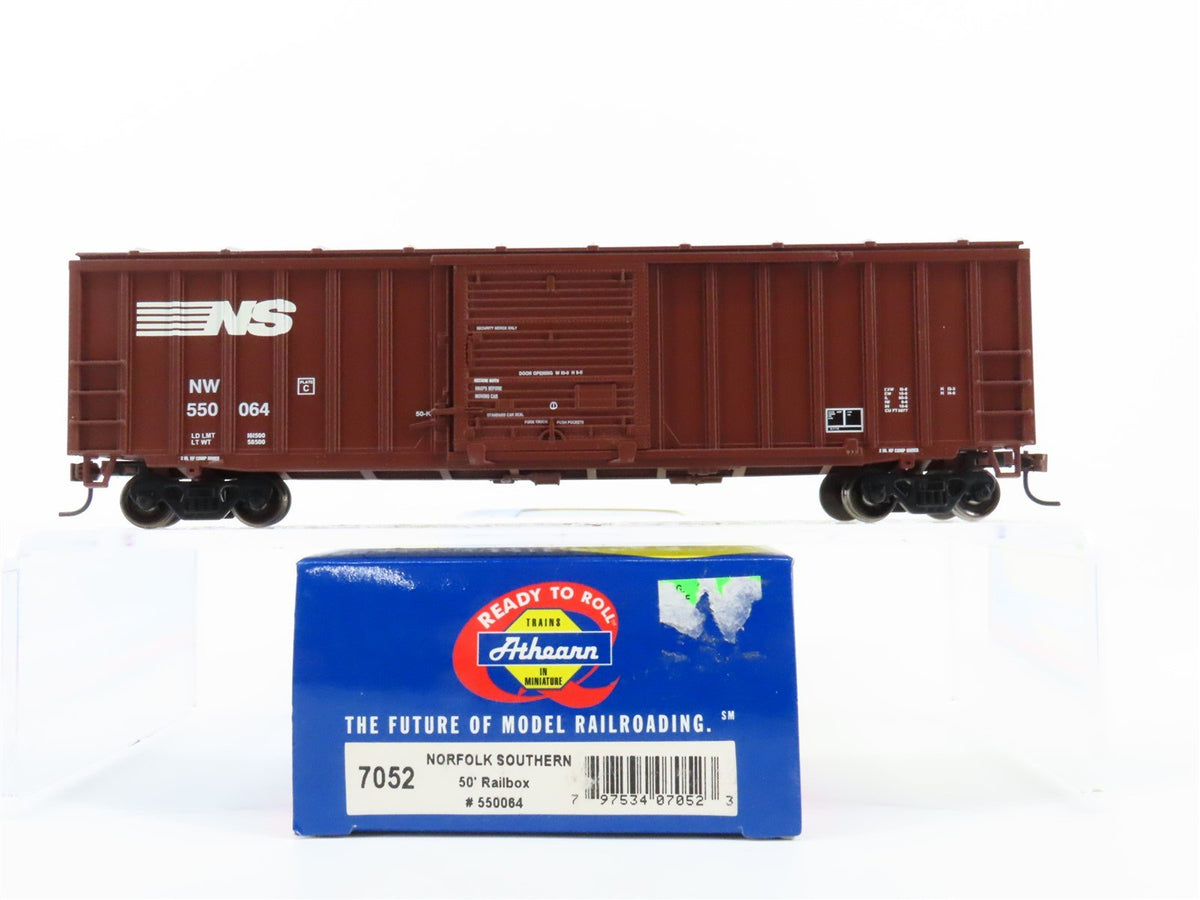 HO Scale Athearn 7052 NW Norfolk Southern 50&#39; Single Door Box Car #550064