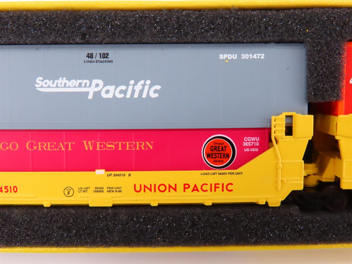 N Scale Deluxe Innovations UP Predecessor Stack 5-Car Set w/Heritage Containers