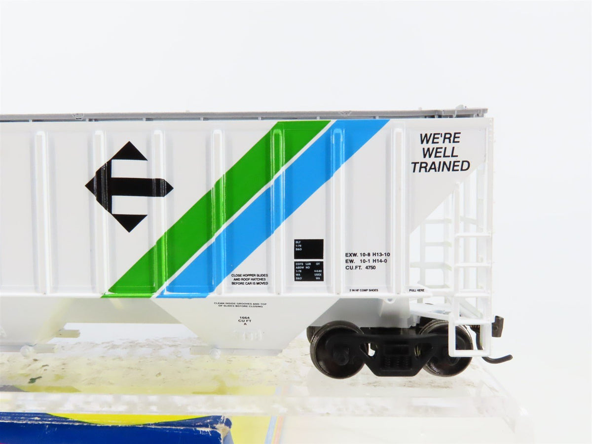 HO Scale Athearn 7163 ERES Erie Western 54&#39; 3-Bay Covered Hopper #7047