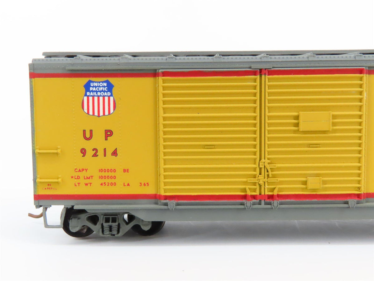 HO Scale Athearn UP Union Pacific Railroad 40&#39; Double Door Box Car #9214 Custom