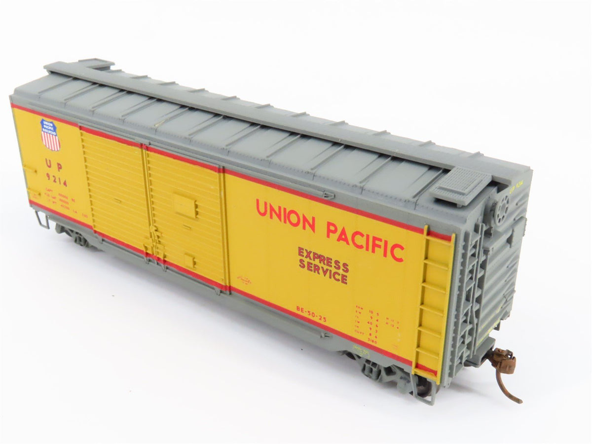 HO Scale Athearn UP Union Pacific Railroad 40&#39; Double Door Box Car #9214 Custom