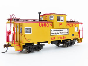 HO Scale Athearn 74090 UP Union Pacific Railroad Wide Vision Caboose #25680